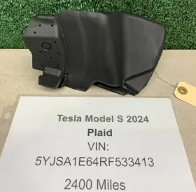 160757000b Tesla 2021-2024 Model S Rear Left Driver Side C Pillar Door Seal Oem 1607570
