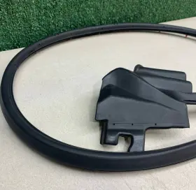 1615099-00-a Tesla 161509900b 2021-2024 Model S Front Left Door Weatherstrip Seal Oem #2