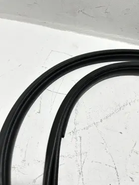 33120 Toyota 62311 2018-2024 Camry Front Right Passenger Door Body Wheatherstrip Seal Oem #3