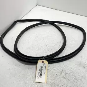 67872-06180 Toyota 2018-2023 Camry Se Rear Left Driver Side Door Weatherstrip Seal Oem