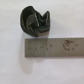 1k5867 Volkswagen 911/913 Pinchweld Trim Seal. Made Of All Rubber With A Steel Core Henniges Produced