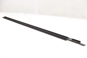 1q0853956e Volkswagen 2009-2016 Vw Eos 2.0l - Front Right Door Window Slot Seal / Trim Outer #3