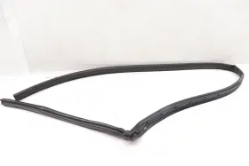 2gj839119 Volkswagen 2021-2024 Vw Taos Se - Left Rear Lower Outer Door Seal / Weather Stripping #2