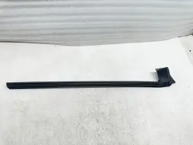 3c8837471 Volkswagen P40986 2009-2017 Cc Front Door Inner Slot Seal Weather Strip Driver