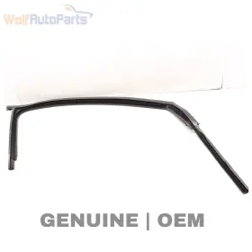5gm837432 Volkswagen 2017 Vw Golf Alltrack 1.8l - Front Right Door Window Glass Channel / Seal