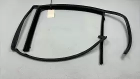 5k6839431e Volkswagen 2010-2014 Vw Gti - Rear Left Door Window Glass Channel / Seal Oem