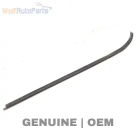 701837704a Volkswagen 92-97 99-04 Vw Eurovan Gls - Front Right Exterior Door / Window Slot Seal