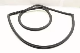 7l6845521d Volkswagen 2004-2007 Vw Touareg - Rear Hatch Window Glass Seal / Weather Stripping #2