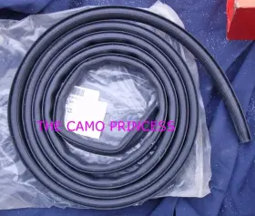 11607302 York Hoover Body Corp Rubber Seal Military Truck Van M35a2 M109 M809 M820 M939 M934 9610 11607302 York Hoover Body Corp Rubber Seal Military Truck Van M35a2 M109 M809 M820 M939 M934 9610